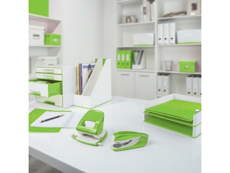 Zszywacz średni metalowy Leitz WOW, zielony, 10 lat gwarancji, 30 kartek