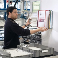 VARIO® WALL 10, zestaw ścienny z 10 panelami A4